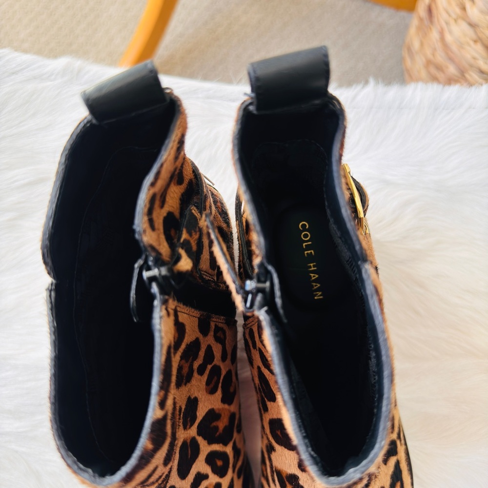 Cole haan women's Kimberly waterproof leopard print ankle booties. Size 9 - Picture 6 of 16